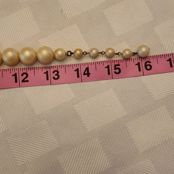 VINTAGE Faux Pearl Bead Choker Necklace Classic! - Picture 7 of 8